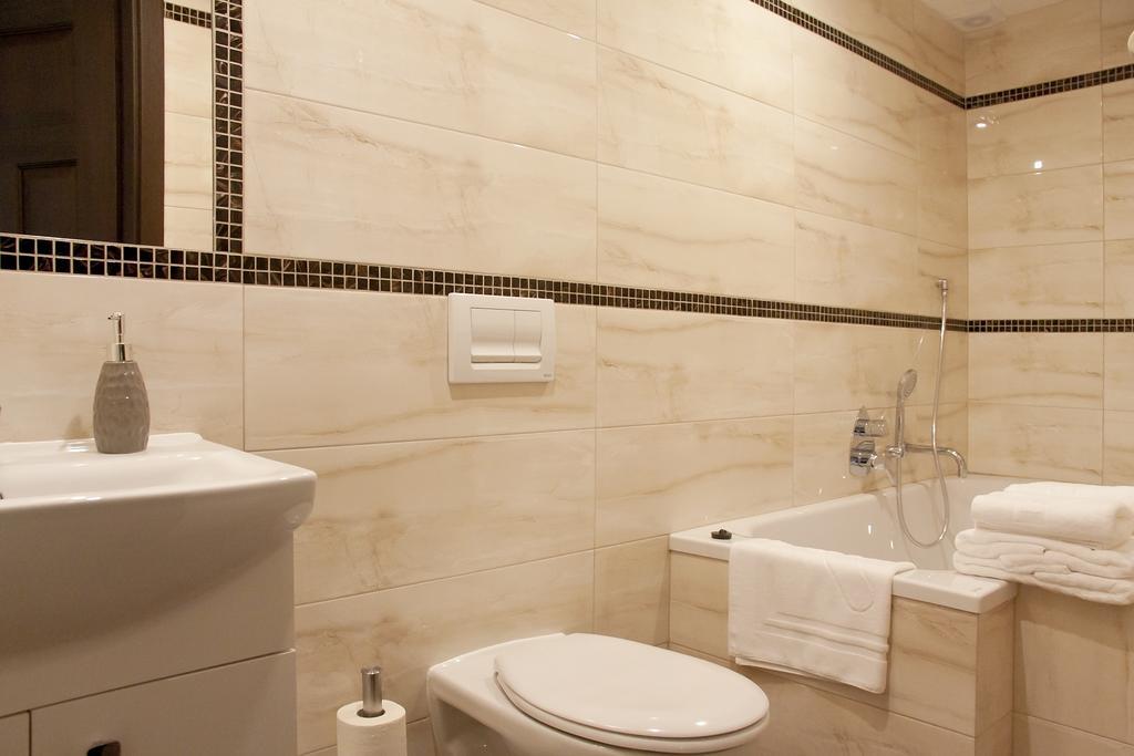 Apartamenty Hotelu Pod Orlem Torun Exterior photo